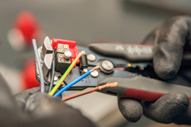 Best Commercial Electrician Services  in Trenton, IL